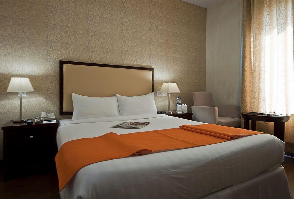גורגאון The Place Gurugram, A Member Of Radisson Individuals מראה חיצוני תמונה
