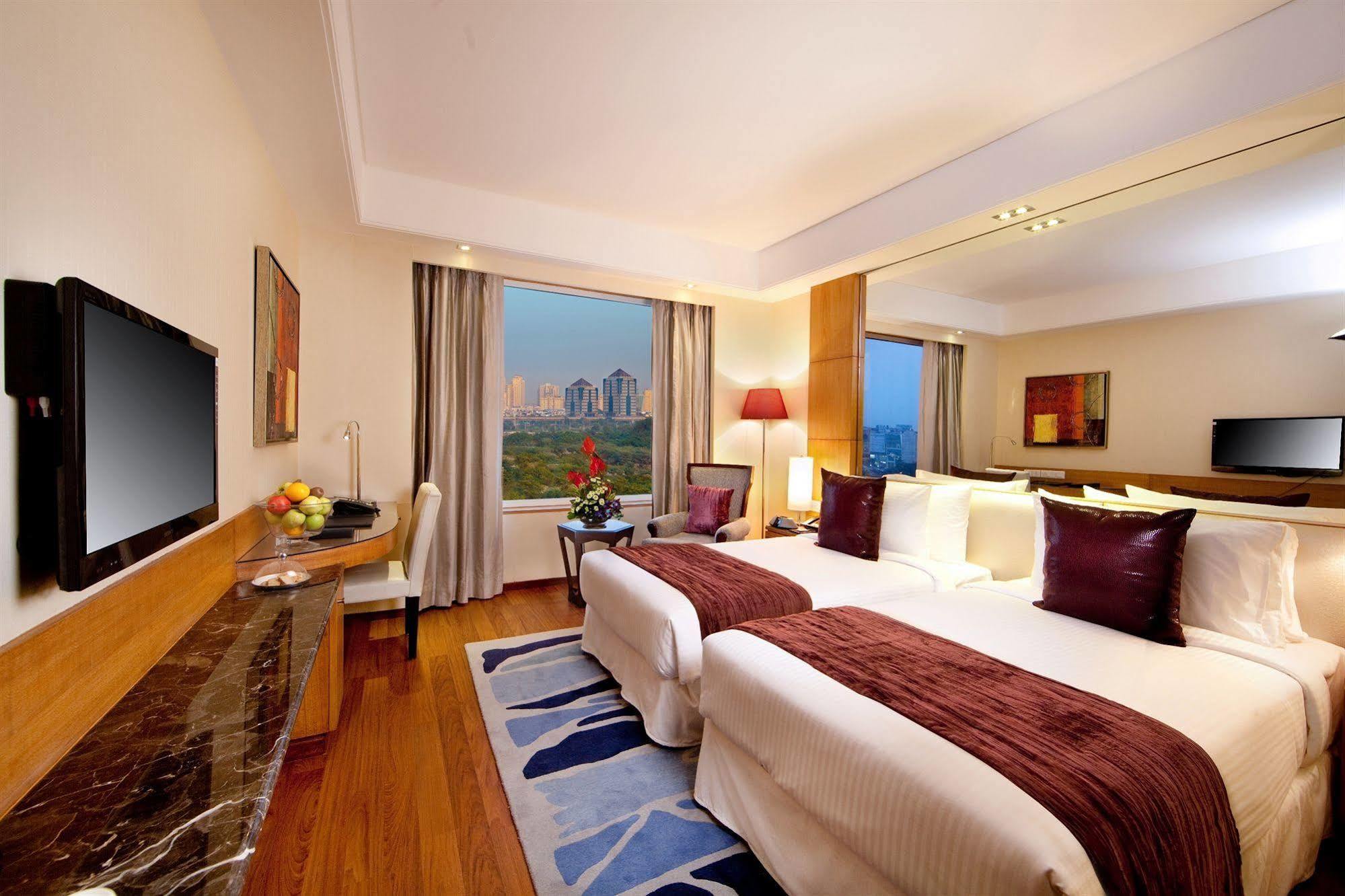 גורגאון The Place Gurugram, A Member Of Radisson Individuals מראה חיצוני תמונה